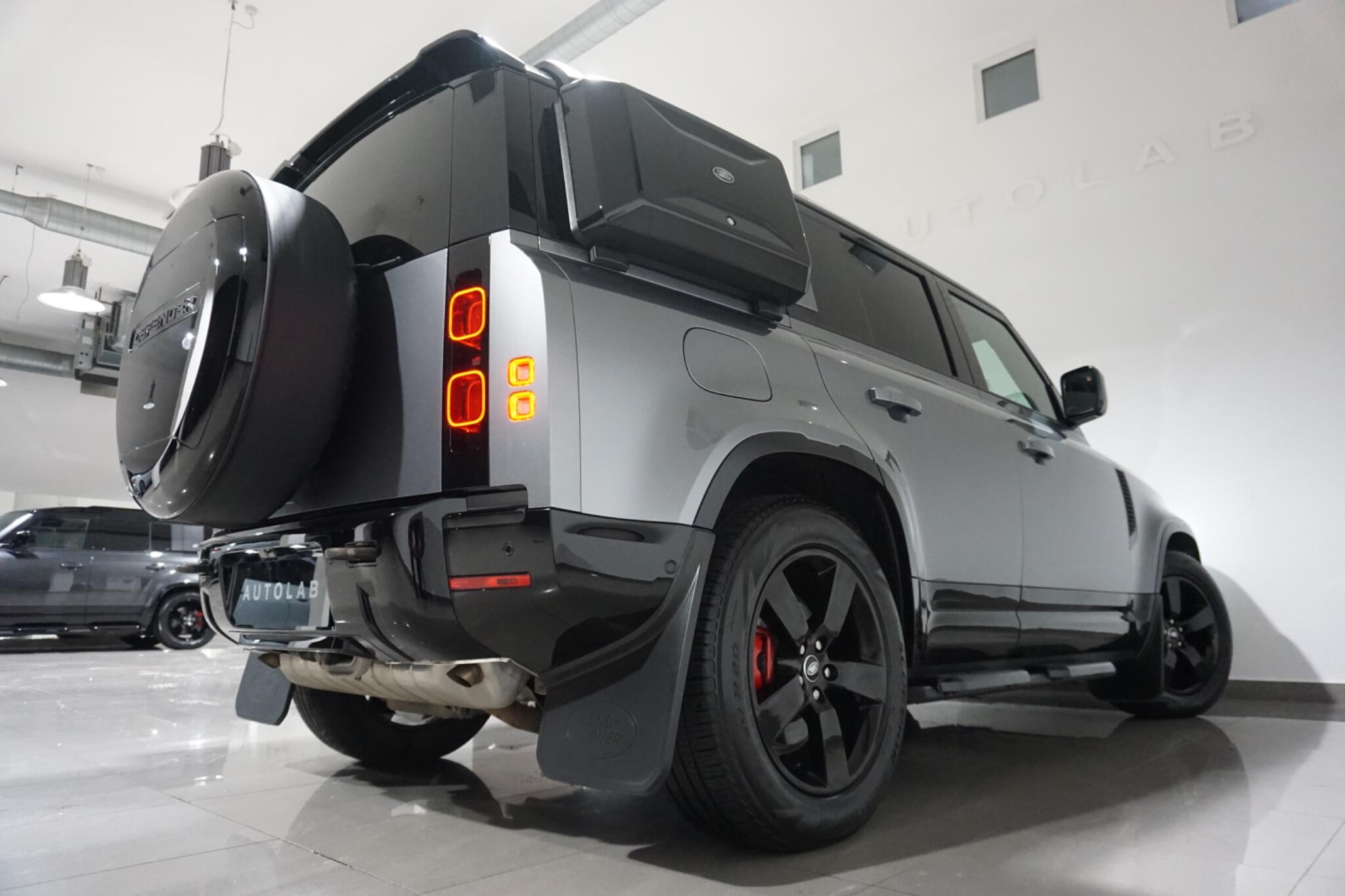 Land Rover Defender 110 2.0 P400e 15.4kWh X-Dynamic SE SUV 5dr Petrol Plug-in Hybrid Auto 4WD Euro 6 (s/s) (404 ps)